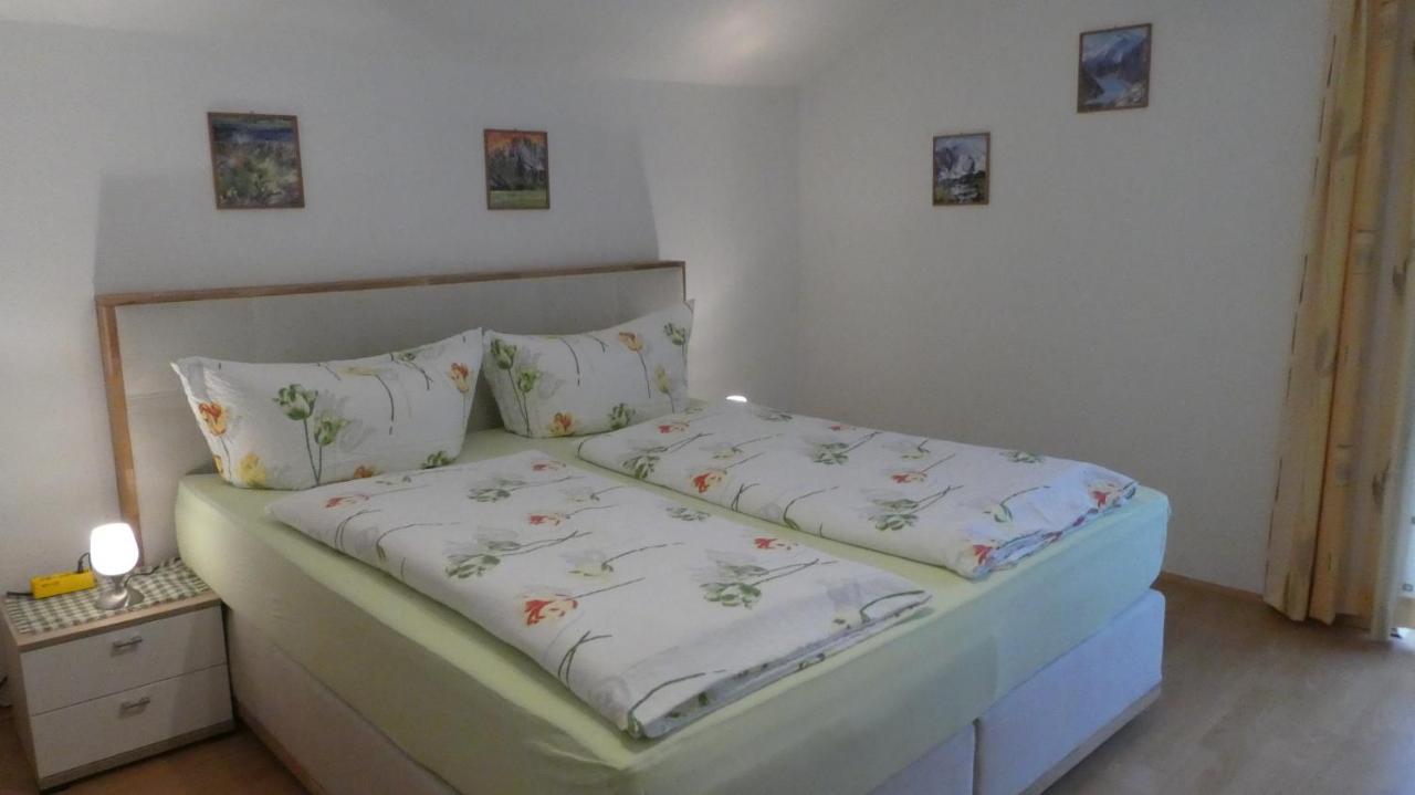 Appartements Pfausler Oetz Esterno foto