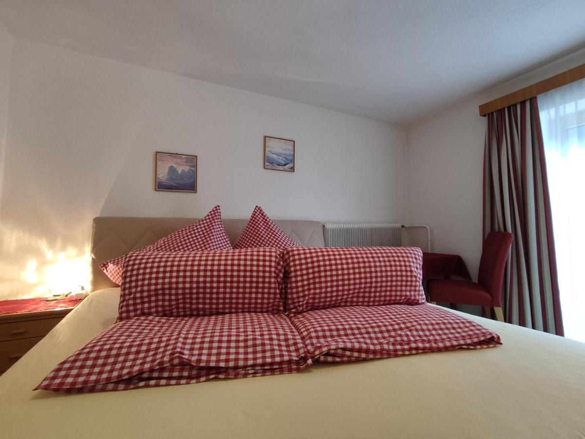 Appartements Pfausler Oetz Esterno foto