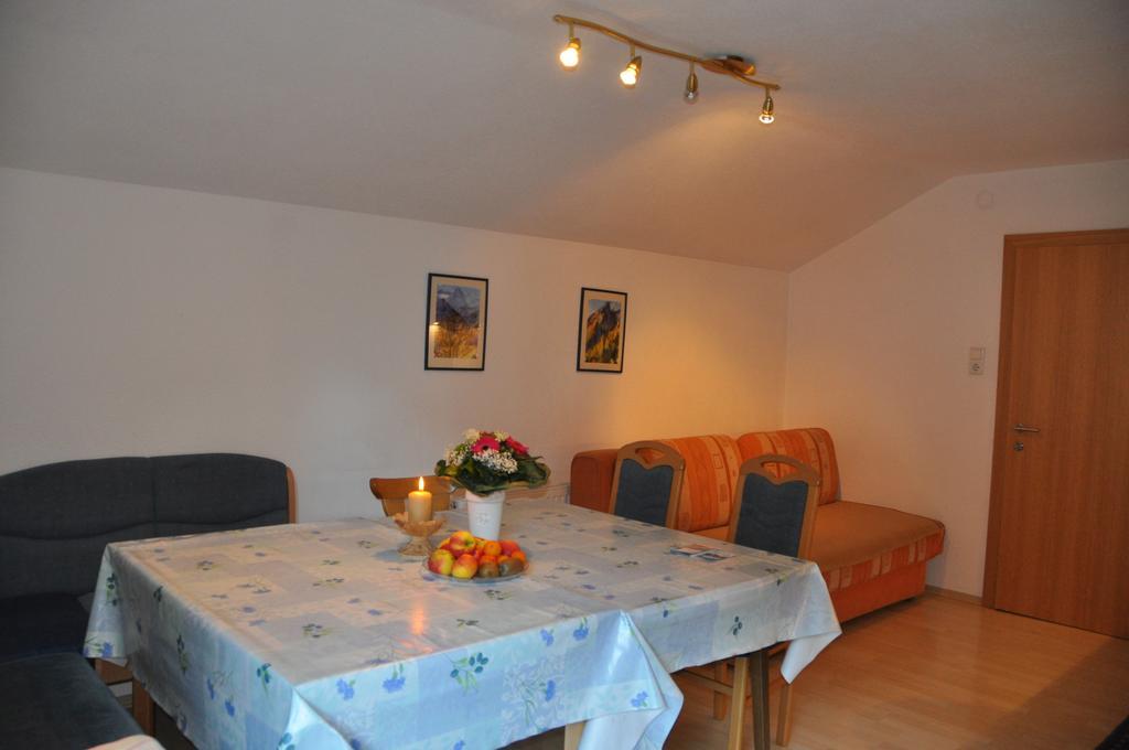 Appartements Pfausler Oetz Esterno foto