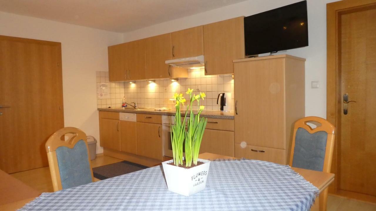 Appartements Pfausler Oetz Esterno foto