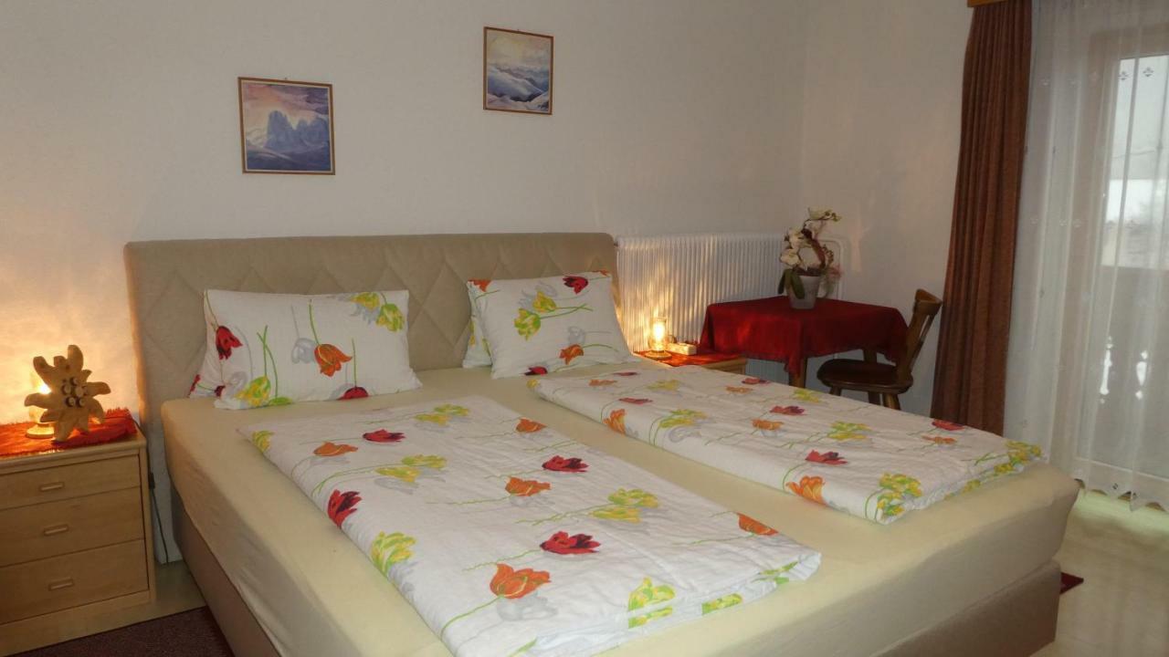 Appartements Pfausler Oetz Esterno foto